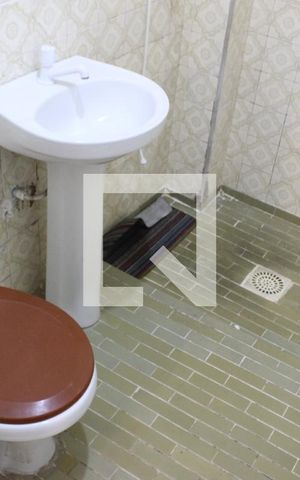 Apartamento para alugar com 30m², 1 quarto e sem vagaBanheiro