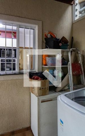 Casa à venda com 144m², 3 quartos e 3 vagas Casa à venda com 144m², 3 quartos e 3 vagasArea de Serviço