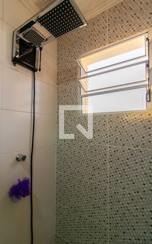 Casa à venda com 144m², 3 quartos e 3 vagas Casa à venda com 144m², 3 quartos e 3 vagasBanheiro da Suíte