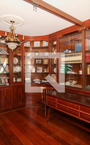 Casa à venda com 170m², 6 quartos e 20 vagas Casa à venda com 170m², 6 quartos e 20 vagasQuarto 1