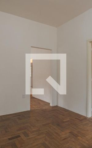Casa à venda com 200m², 3 quartos e 2 vagas Casa à venda com 200m², 3 quartos e 2 vagasSala 1