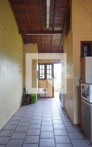 Casa à venda com 82m², 3 quartos e 2 vagas Casa à venda com 82m², 3 quartos e 2 vagasGaragem