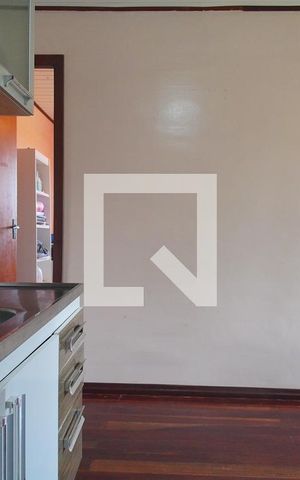 Casa à venda com 82m², 3 quartos e 2 vagas Casa à venda com 82m², 3 quartos e 2 vagasCozinha