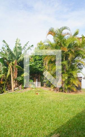 Casa à venda com 82m², 3 quartos e 2 vagas Casa à venda com 82m², 3 quartos e 2 vagasQuintal