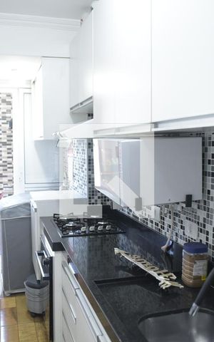 Apartamento para alugar com 57m², 2 quartos e 1 vagaCozinha e Área de Serviço