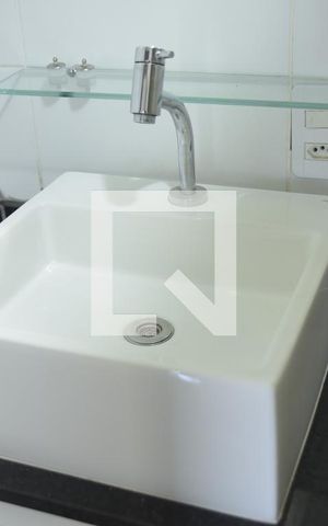 Apartamento para alugar com 57m², 2 quartos e 1 vagaBanheiro Social