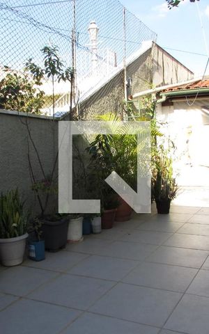 Casa à venda com 237m², 4 quartos e sem vagaQuintal