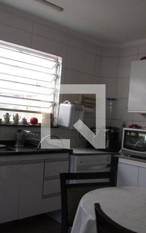 Casa à venda com 237m², 4 quartos e sem vagaCozinha