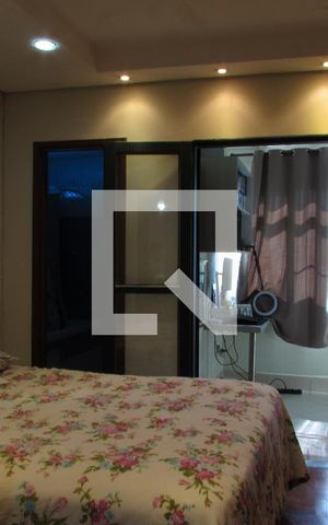 Casa à venda com 237m², 4 quartos e sem vagaSuíte 2