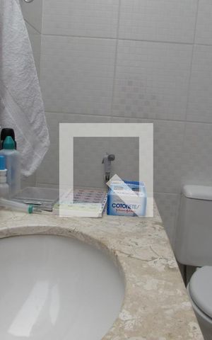 Casa à venda com 237m², 4 quartos e sem vagaBanheiro