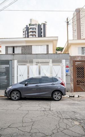 Casa à venda com 199m², 3 quartos e 2 vagasFachada