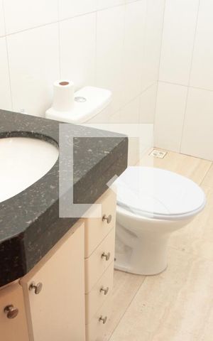 Casa à venda com 117m², 3 quartos e 3 vagasBanheiro