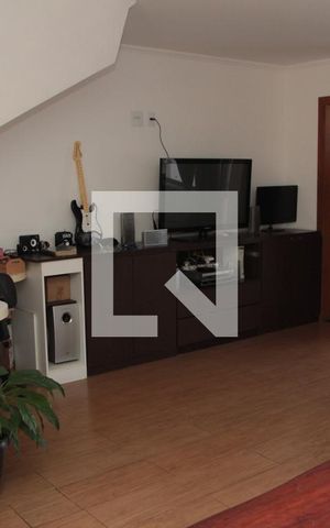 Casa à venda com 117m², 3 quartos e 3 vagasSala