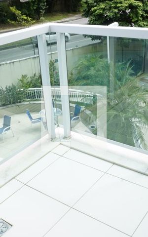 Apartamento à venda com 67m², 2 quartos e 1 vagaVaranda Sala
