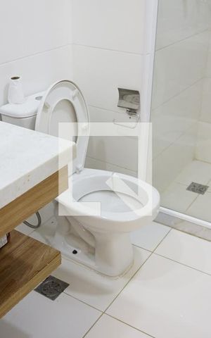 Apartamento à venda com 67m², 2 quartos e 1 vagaBanheiro Suite