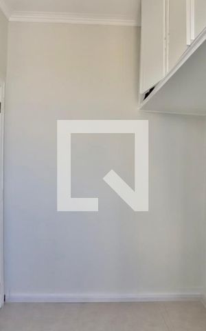 Apartamento à venda com 180m², 4 quartos e 1 vaga Apartamento à venda com 180m², 4 quartos e 1 vagaQuarto de Serviço