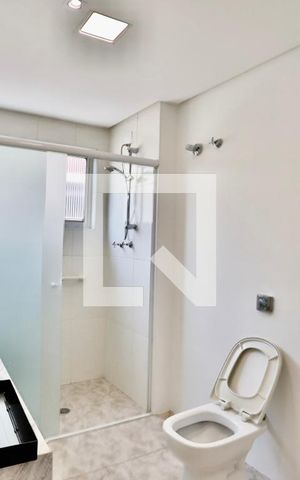 Apartamento à venda com 180m², 4 quartos e 1 vaga Apartamento à venda com 180m², 4 quartos e 1 vagaBanheiro do Quarto 1