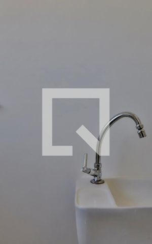 Apartamento à venda com 180m², 4 quartos e 1 vaga Apartamento à venda com 180m², 4 quartos e 1 vagaBanheiro de serviço