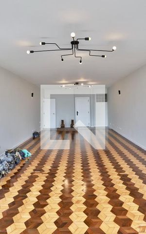 Apartamento à venda com 180m², 4 quartos e 1 vaga Apartamento à venda com 180m², 4 quartos e 1 vagaSala