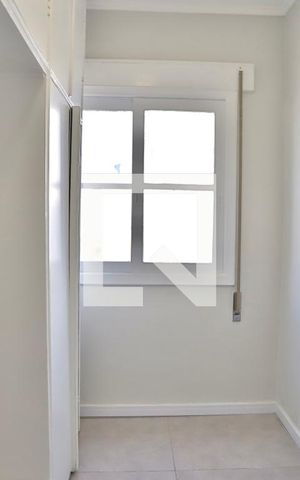 Apartamento à venda com 180m², 4 quartos e 1 vaga Apartamento à venda com 180m², 4 quartos e 1 vagaQuarto de Serviço