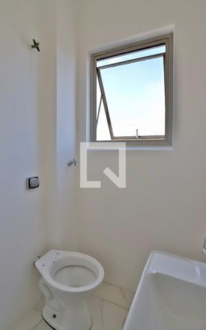 Apartamento à venda com 180m², 4 quartos e 1 vaga Apartamento à venda com 180m², 4 quartos e 1 vagaBanheiro de serviço