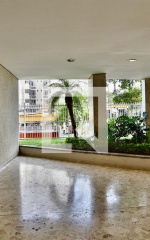 Apartamento à venda com 180m², 4 quartos e 1 vaga Apartamento à venda com 180m², 4 quartos e 1 vagaÁrea comum