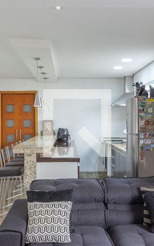 Casa à venda com 100m², 3 quartos e 2 vagasSala