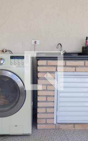 Casa à venda com 100m², 3 quartos e 2 vagasChurrasqueira / aréa de serviço