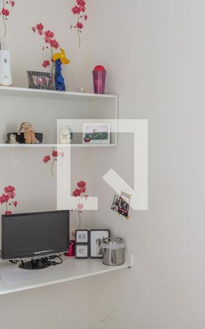 Casa à venda com 100m², 3 quartos e 2 vagasQuarto 2