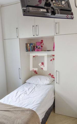 Casa à venda com 100m², 3 quartos e 2 vagasQuarto 2