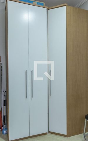 Casa à venda com 100m², 3 quartos e 2 vagasQuarto 3