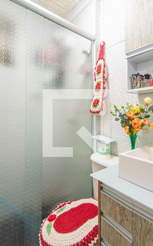 Apartamento à venda com 54m², 2 quartos e 1 vaga Apartamento à venda com 54m², 2 quartos e 1 vagaBanheiro