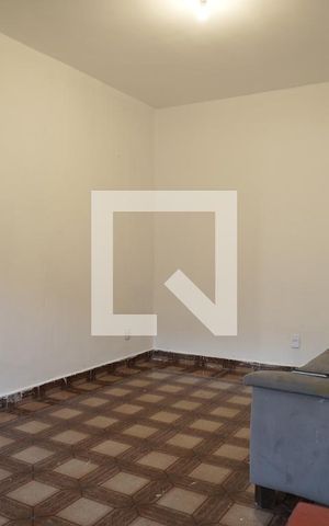 Casa para alugar com 100m², 2 quartos e 1 vagaSala