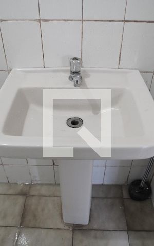 Casa para alugar com 100m², 2 quartos e 1 vagaBanheiro Social