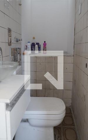 Casa para alugar com 100m², 2 quartos e 1 vagaBanheiro da Suíte
