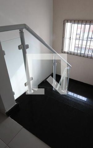 Apartamento à venda com 35m², 1 quarto e sem vagaEscadas
