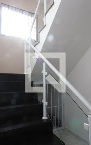 Apartamento à venda com 35m², 1 quarto e sem vagaEscadas