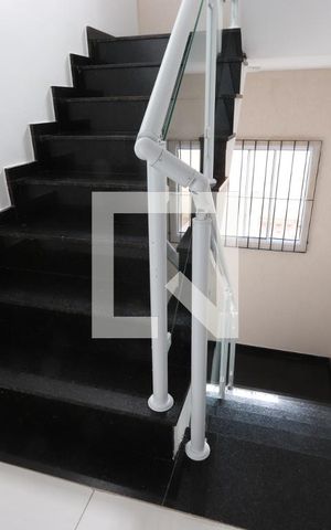 Apartamento à venda com 35m², 1 quarto e sem vagaEscadas