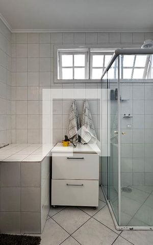 Casa para alugar com 110m², 2 quartos e 1 vagaBanheiro Suíte 1
