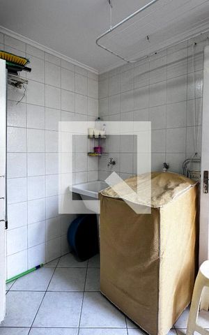 Casa para alugar com 110m², 2 quartos e 1 vagaÁrea de Serviço