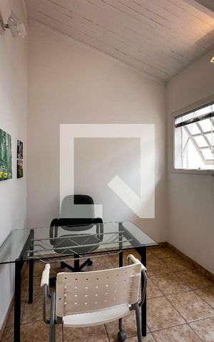 Casa para alugar com 110m², 2 quartos e 1 vagaSaleta Fundos