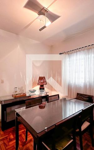 Casa para alugar com 110m², 2 quartos e 1 vagaSala