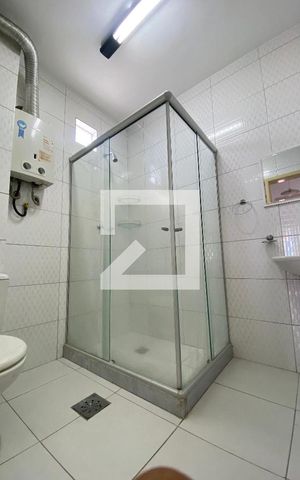 Apartamento para alugar com 62m², 3 quartos e sem vaga Apartamento para alugar com 62m², 3 quartos e sem vagaBanheiro