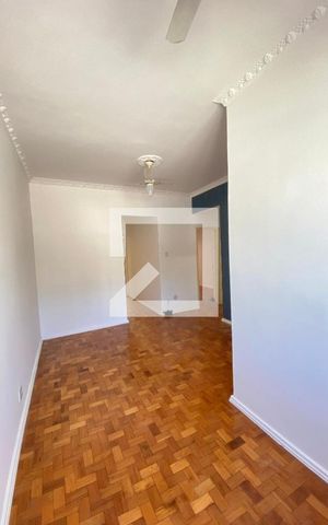 Apartamento para alugar com 62m², 3 quartos e sem vaga Apartamento para alugar com 62m², 3 quartos e sem vagaSala