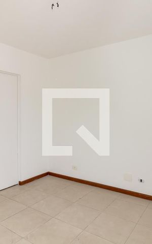 Apartamento à venda com 167m², 3 quartos e 3 vagas Apartamento à venda com 167m², 3 quartos e 3 vagasQuarto 1