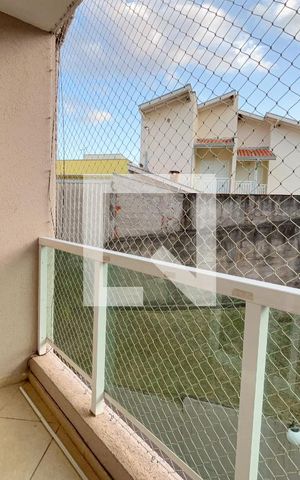 Apartamento à venda com 75m², 3 quartos e 2 vagas Apartamento à venda com 75m², 3 quartos e 2 vagasVaranda