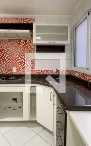 Apartamento à venda com 75m², 3 quartos e 2 vagas Apartamento à venda com 75m², 3 quartos e 2 vagasCozinha