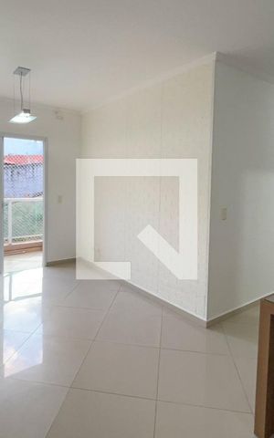 Apartamento à venda com 75m², 3 quartos e 2 vagas Apartamento à venda com 75m², 3 quartos e 2 vagasSala
