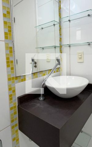 Apartamento à venda com 75m², 3 quartos e 2 vagas Apartamento à venda com 75m², 3 quartos e 2 vagasQuarto 3
