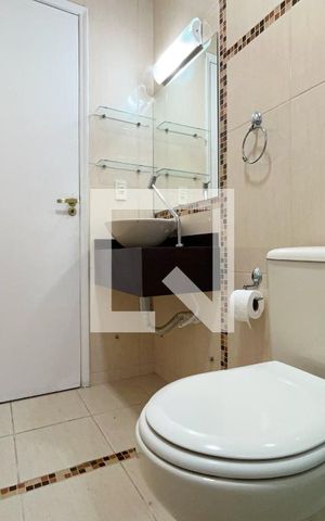 Apartamento à venda com 75m², 3 quartos e 2 vagas Apartamento à venda com 75m², 3 quartos e 2 vagasBanheiro
